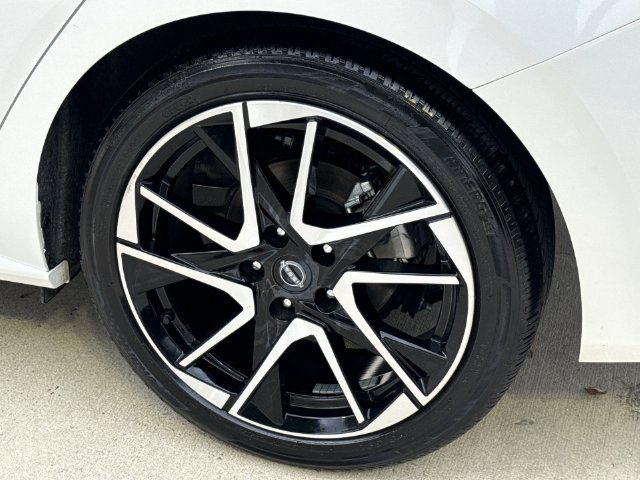 Used 2024 Nissan Sentra SR FWD image 12
