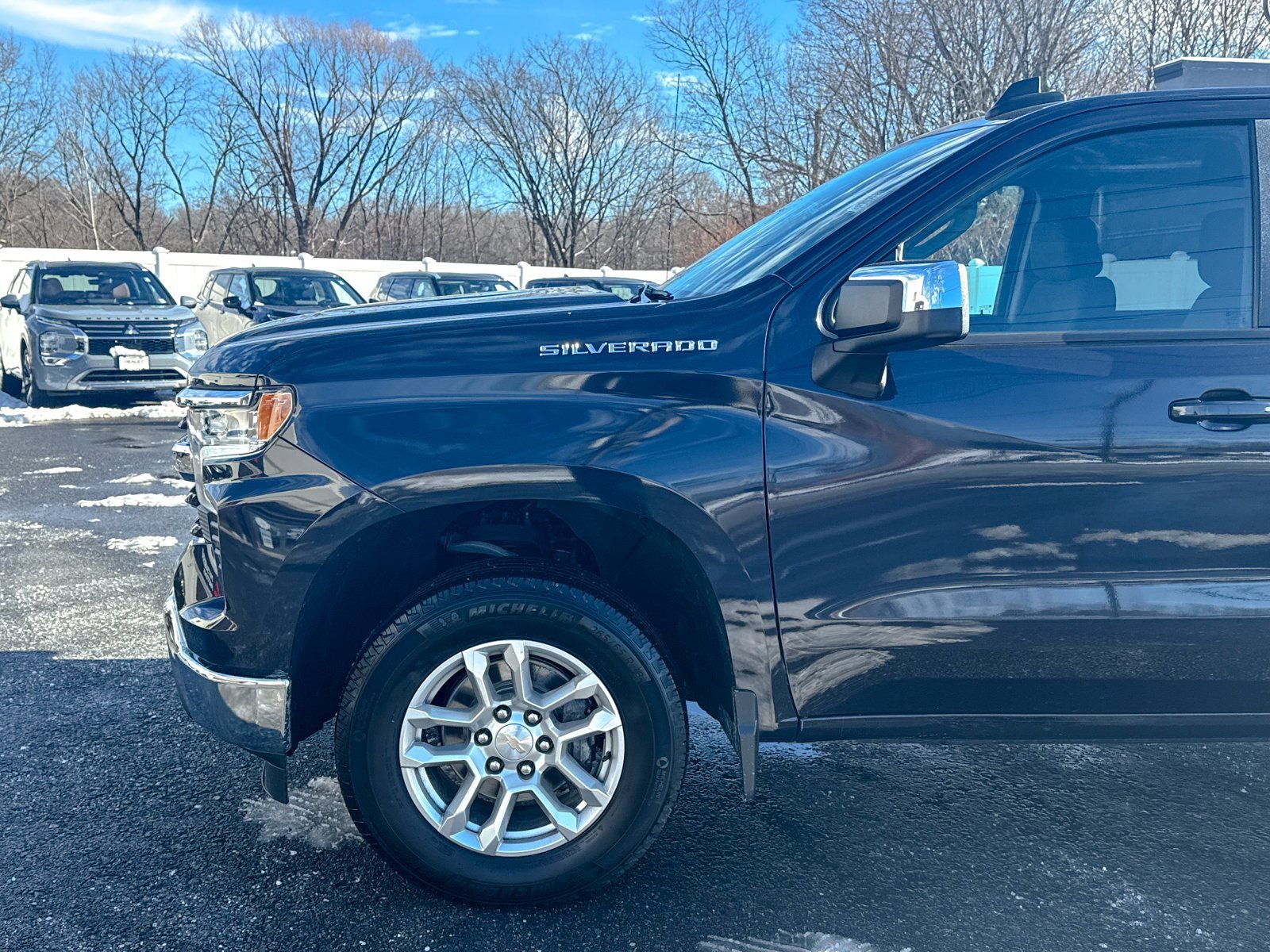 Used 2022 Chevrolet Silverado 1500 LT image 10