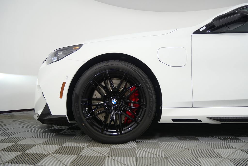 New 2026 BMW M5 w/ Carbon Package image 9