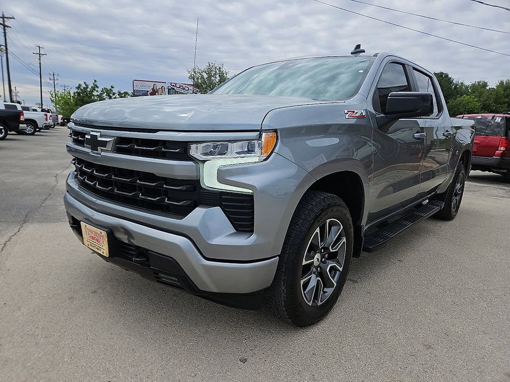 Used 2024 Chevrolet Silverado 1500 RST w/ Z71 Off-Road Package image 1