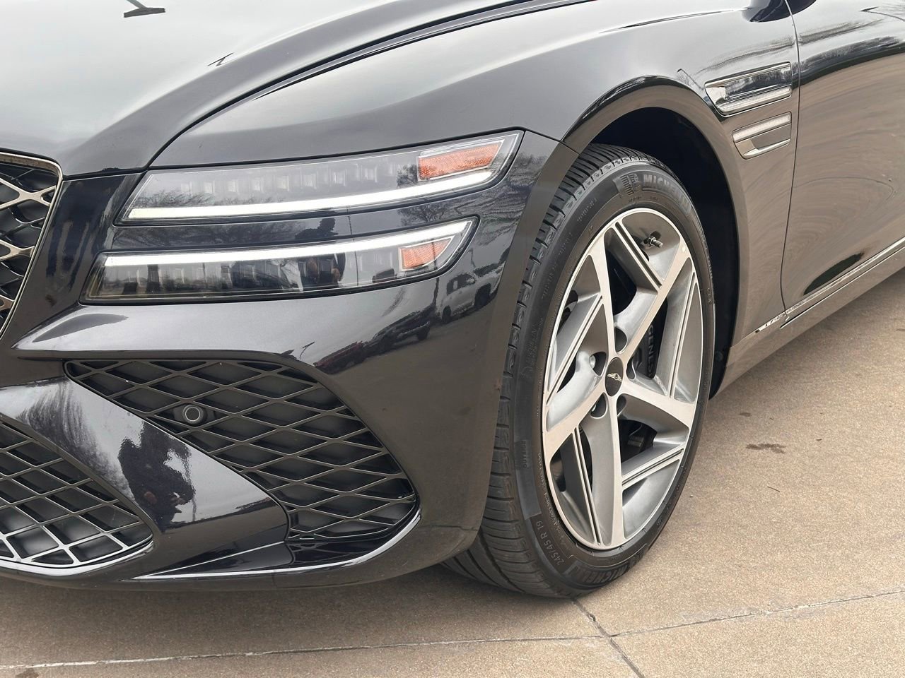 Used 2025 Genesis G80 3.5T Sport image 5