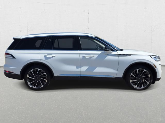Used 2023 Lincoln Aviator Reserve w/ Equipment Group 201A AWD/4WD image 4