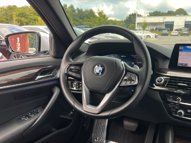 Used 2020 BMW 530e w/ Convenience Package RWD image 17