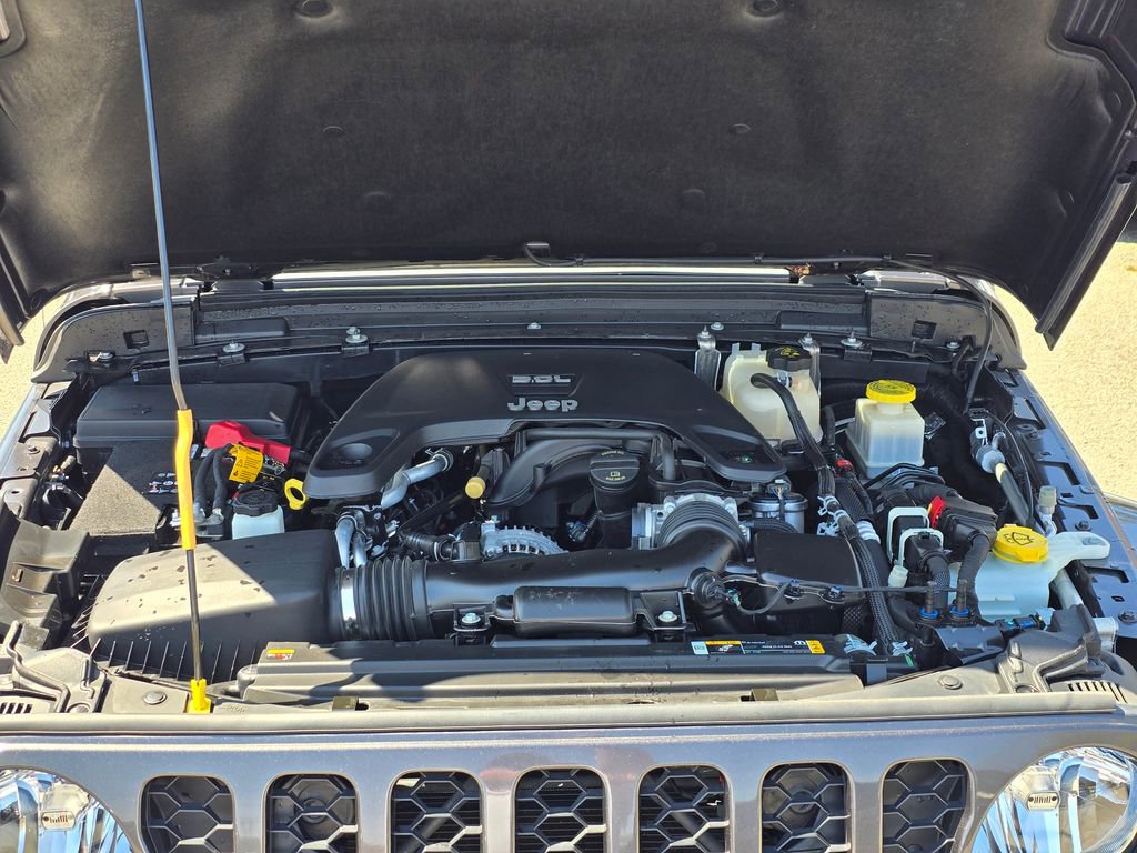 Used 2021 Jeep Gladiator Sport image 21