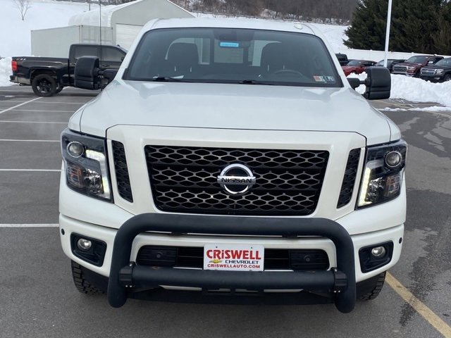 Used 2018 Nissan Titan SV w/ SV Convenience Package image 9