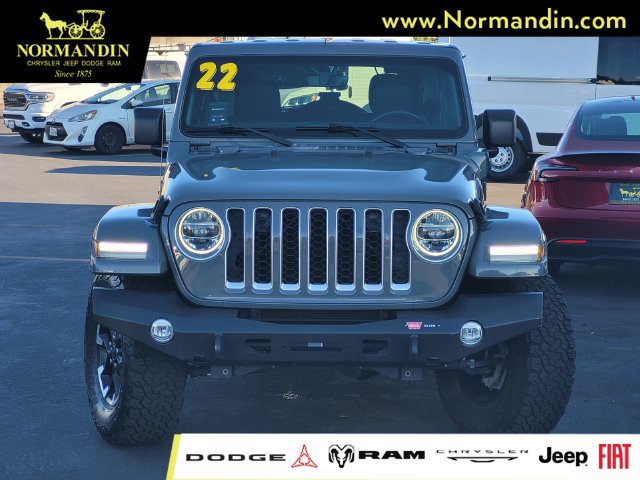 Used 2022 Jeep Wrangler Unlimited Sahara AWD/4WD image 2