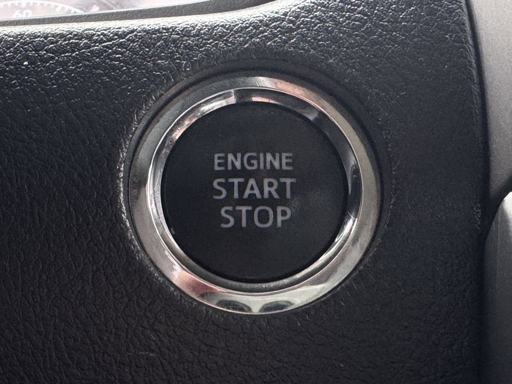 Used 2024 Toyota 4Runner SR5 AWD/4WD image 20