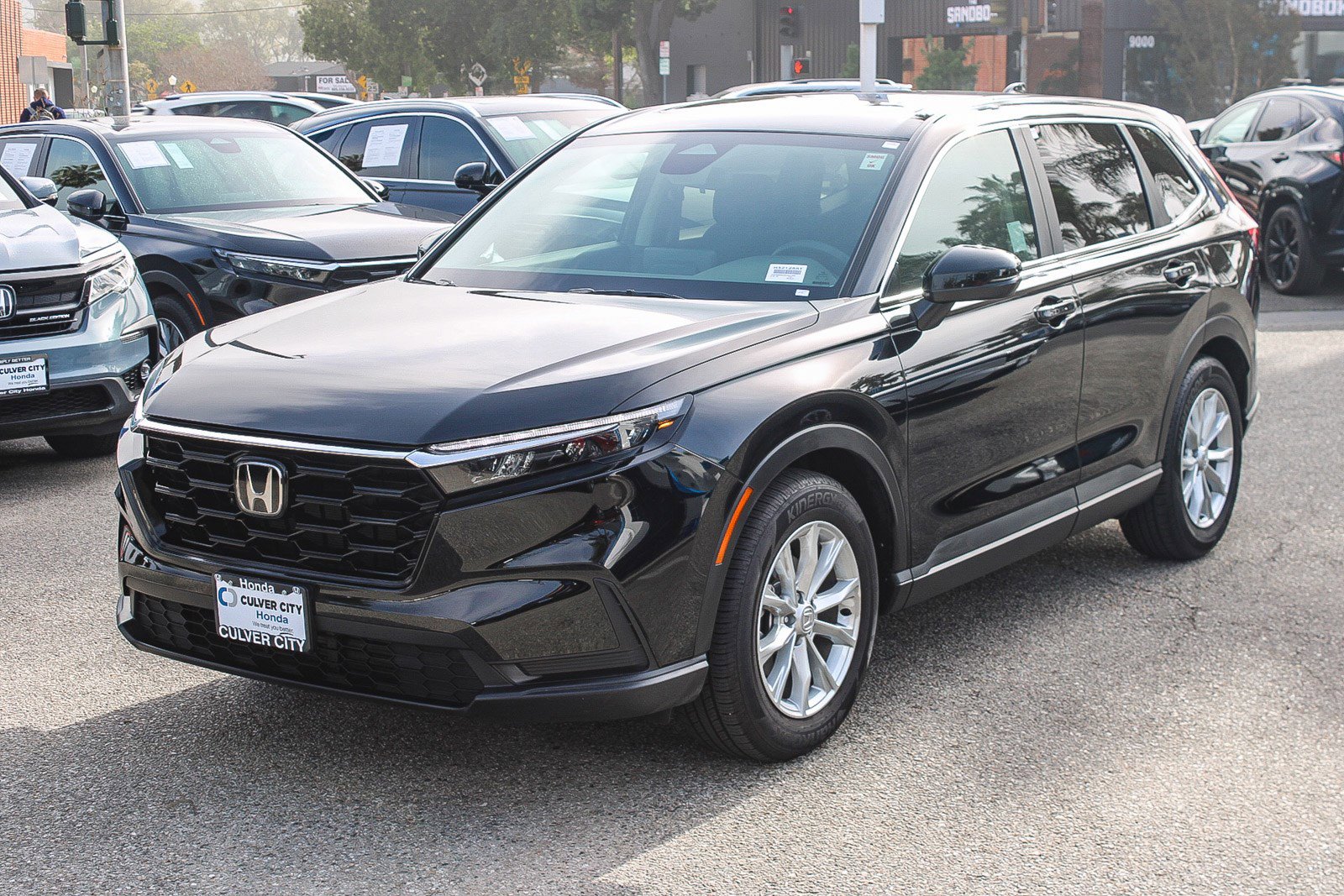 Certified 2025 Honda CR-V EX image 3