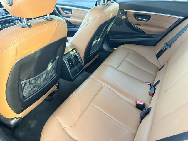 Used 2017 BMW 330i Sedan RWD image 10