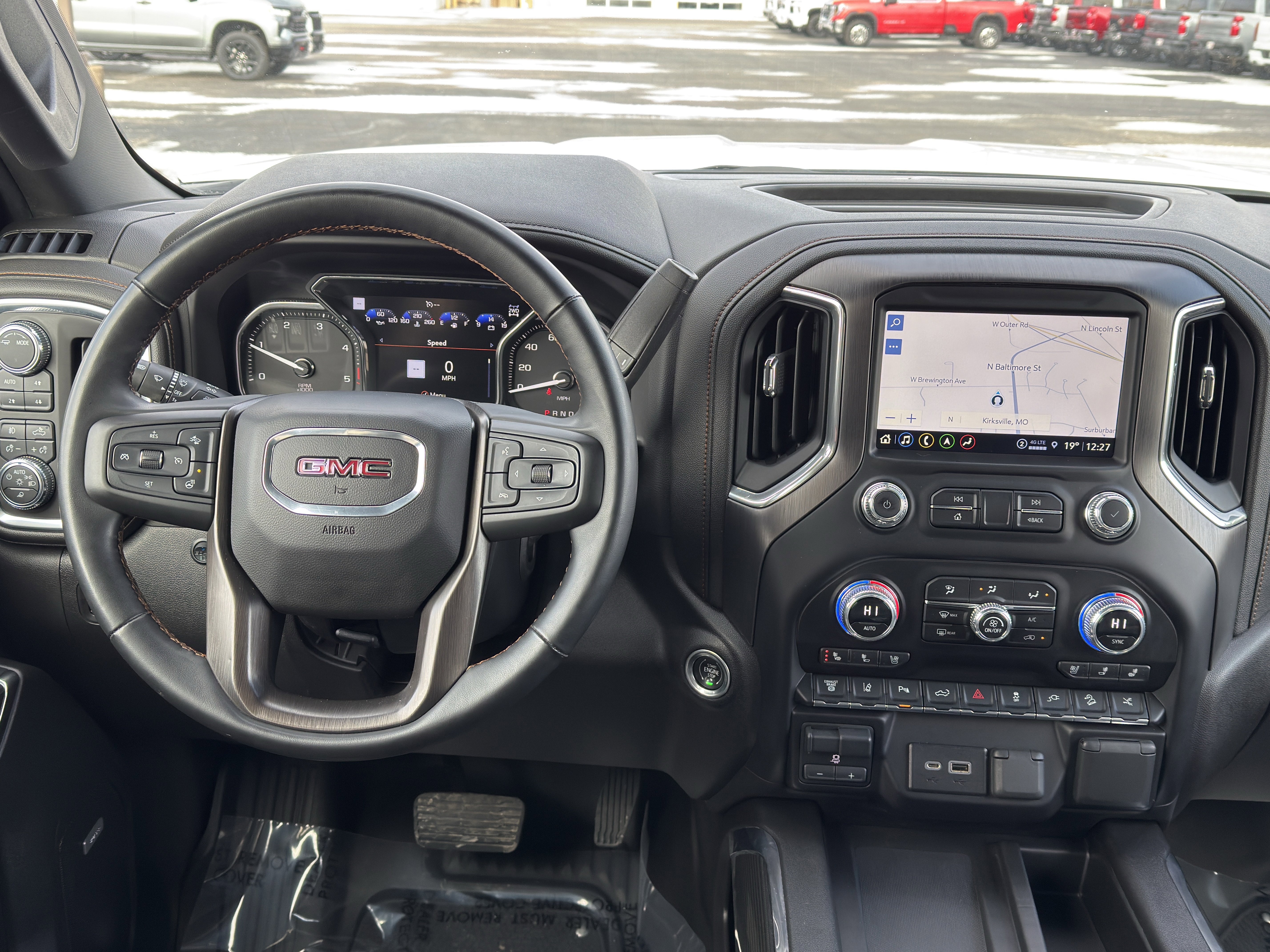 Used 2023 GMC Sierra 2500 AT4 w/ AT4 Premium Plus Package image 34