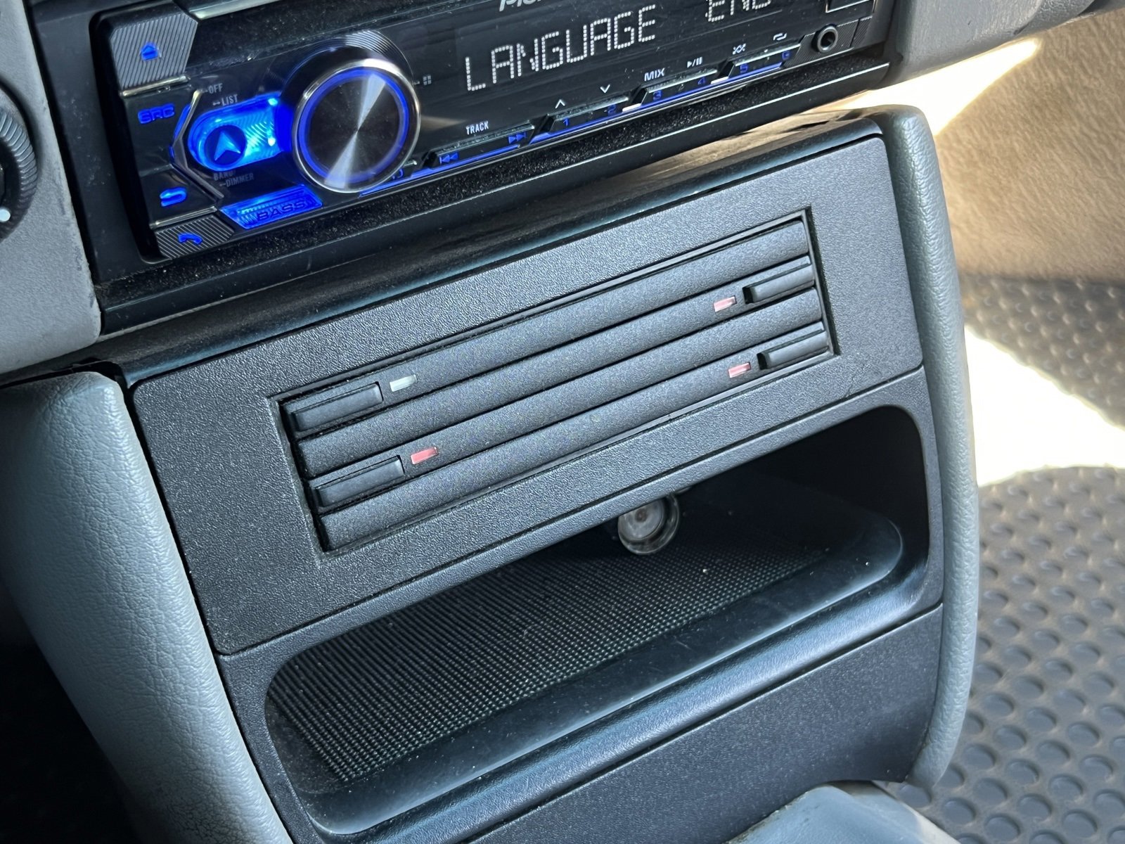 Used 2002 Porsche 911 Carrera image 21