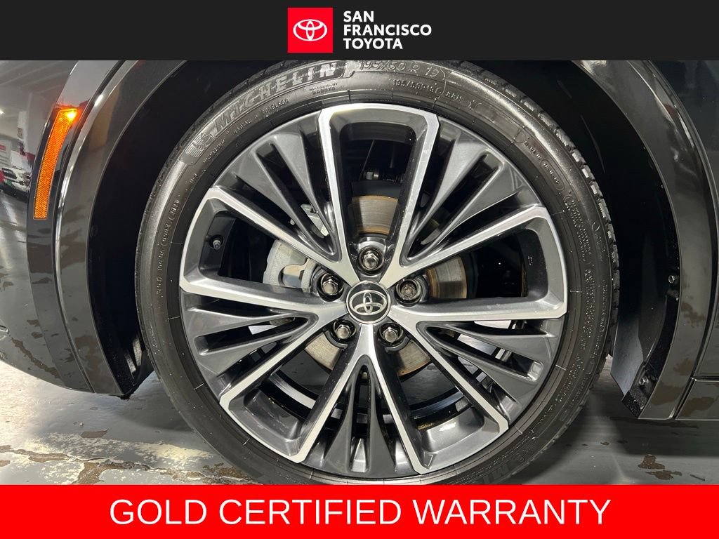 Certified 2023 Toyota Prius Limited FWD image 9