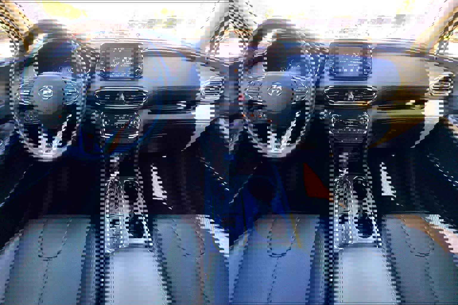 Used 2019 Hyundai Santa Fe SEL image 14