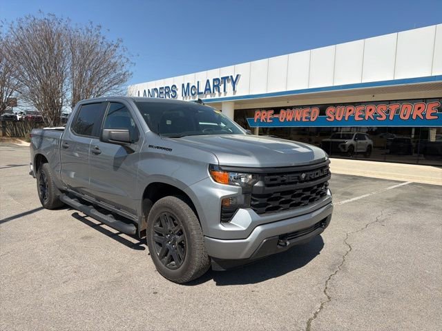 Used 2024 Chevrolet Silverado 1500 Custom w/ Turbomax Blackout Package image 1