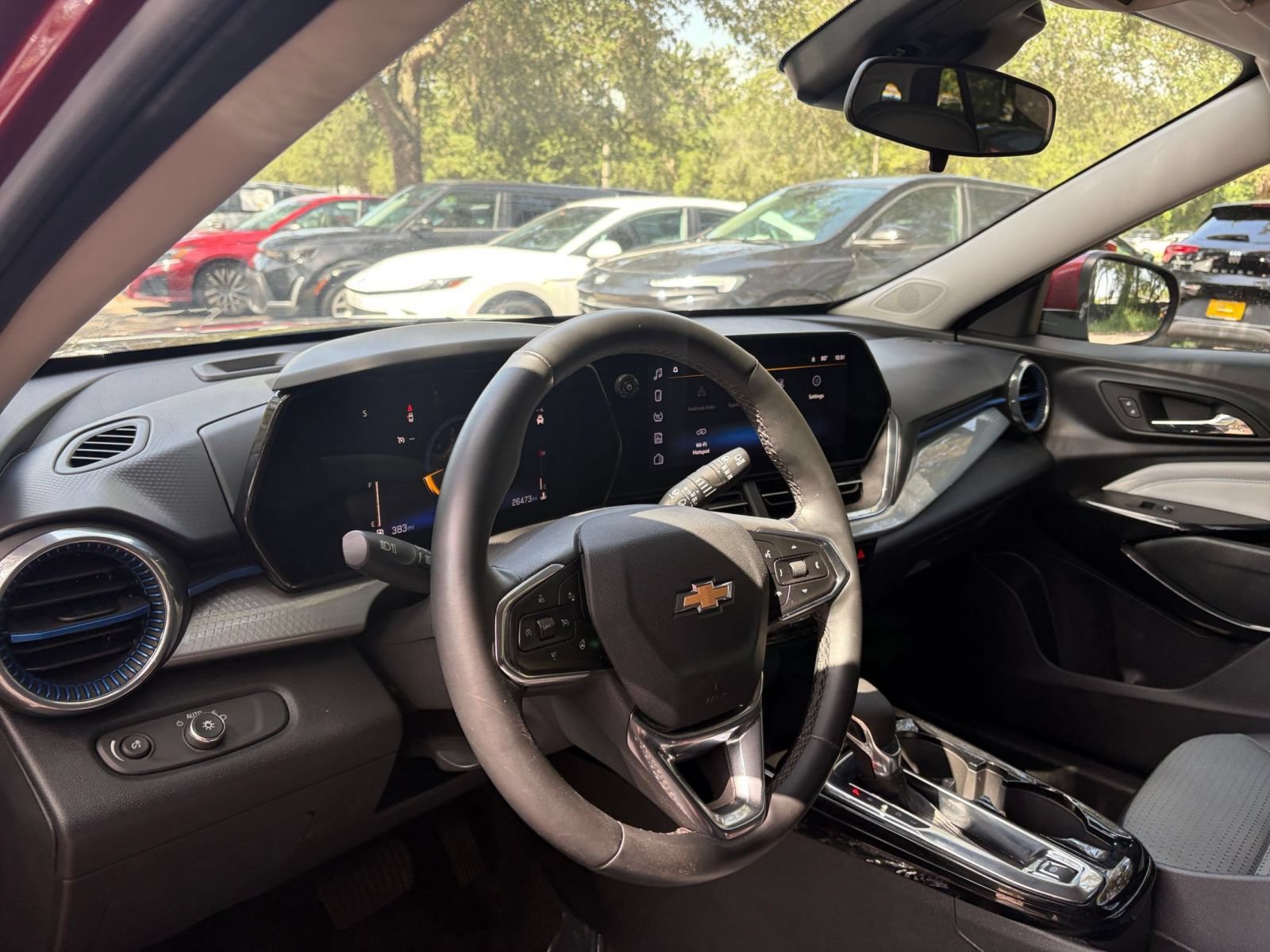 Used 2025 Chevrolet Trax LT w/ LT Convenience Package FWD image 33