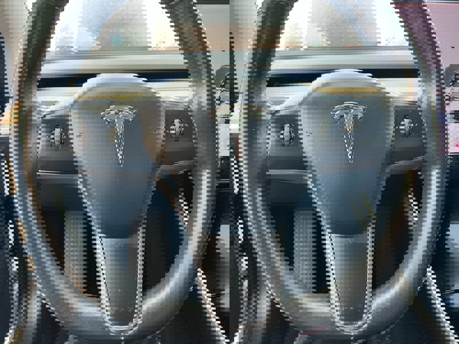 Used 2018 Tesla Model 3 Long Range image 23