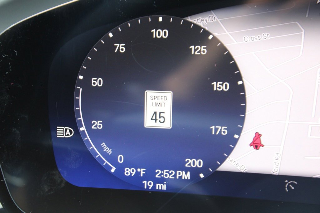 Used 2025 Porsche Macan Electric image 39