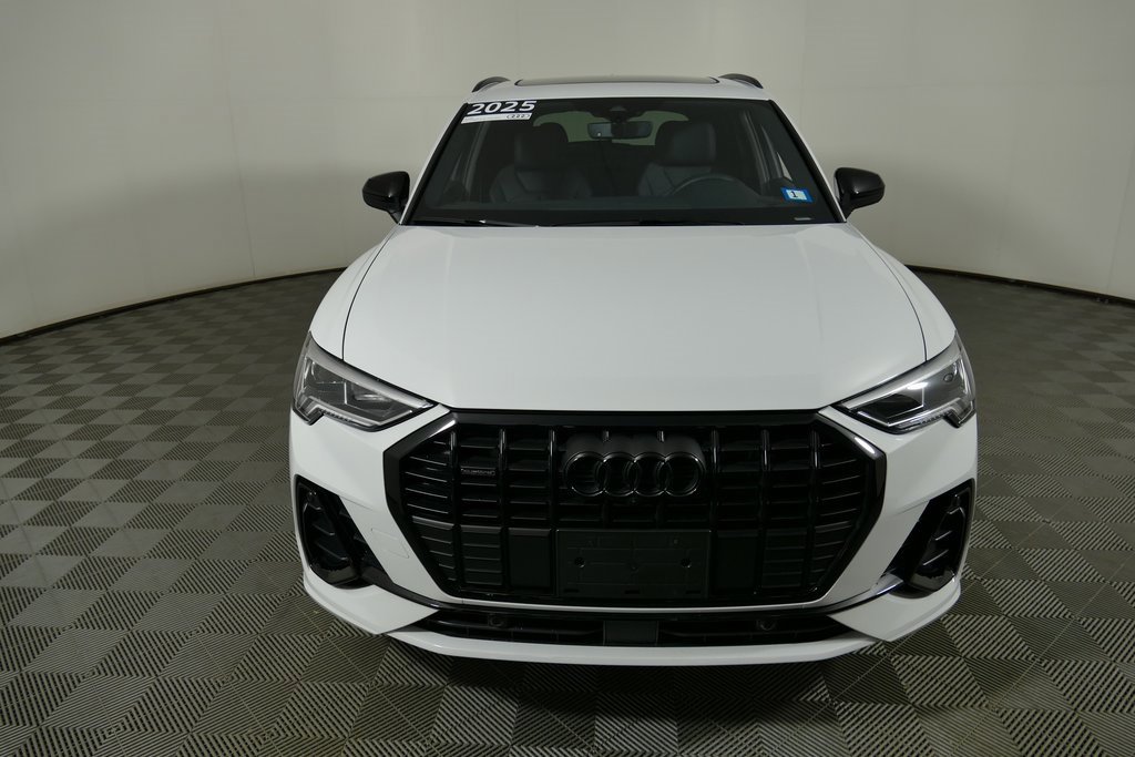 Certified 2025 Audi Q3 2.0T Premium Plus w/ Premium Plus Package image 8