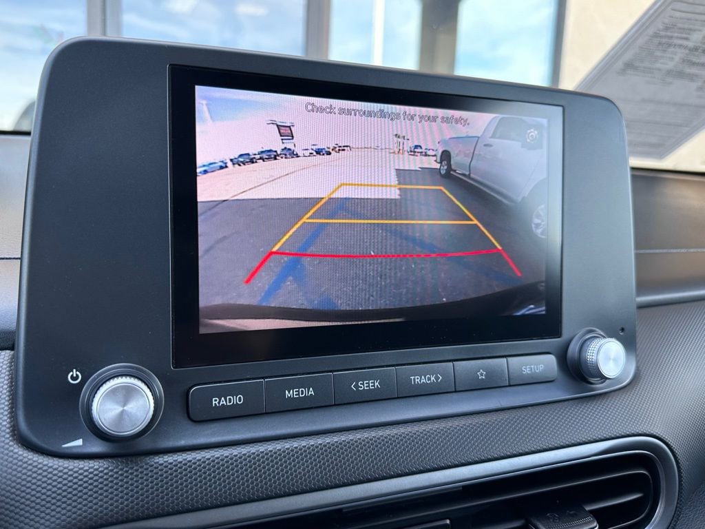 Used 2023 Hyundai Kona SE image 21