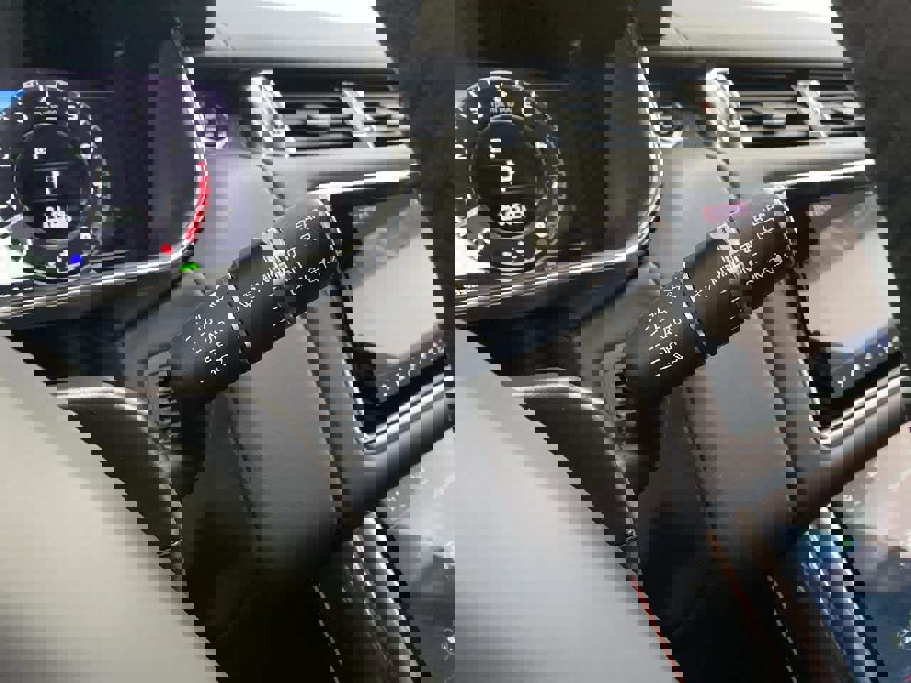 Used 2022 Land Rover Range Rover Sport HST image 23