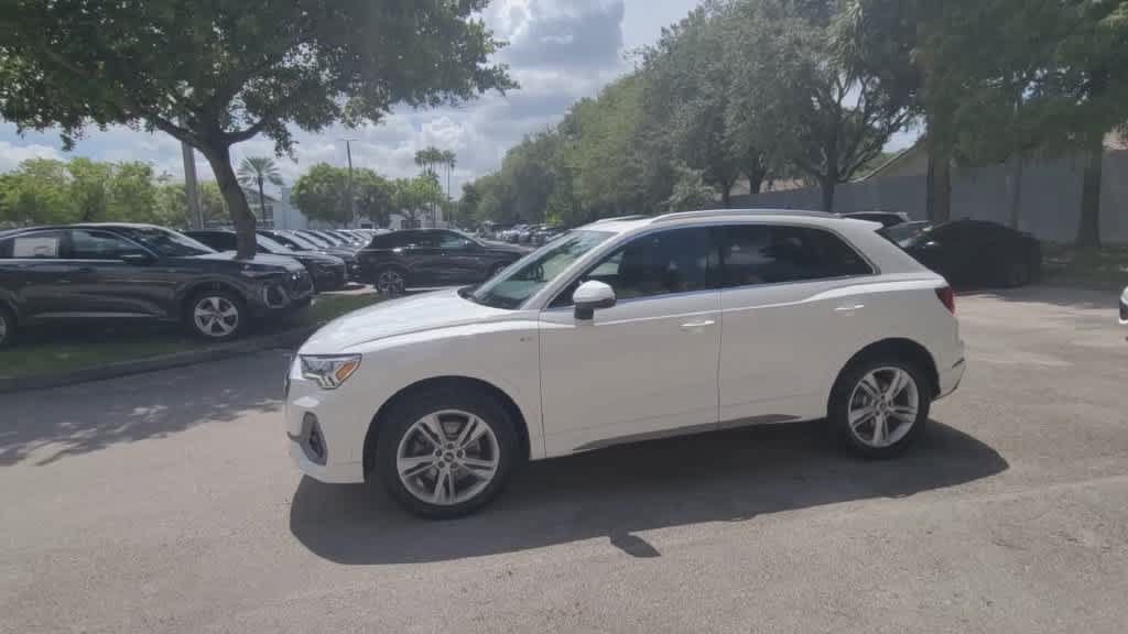 Certified 2024 Audi Q3 2.0T Premium AWD/4WD image 4