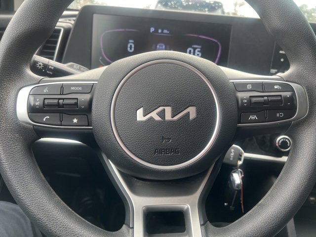 Certified 2024 Kia Sportage LX image 12
