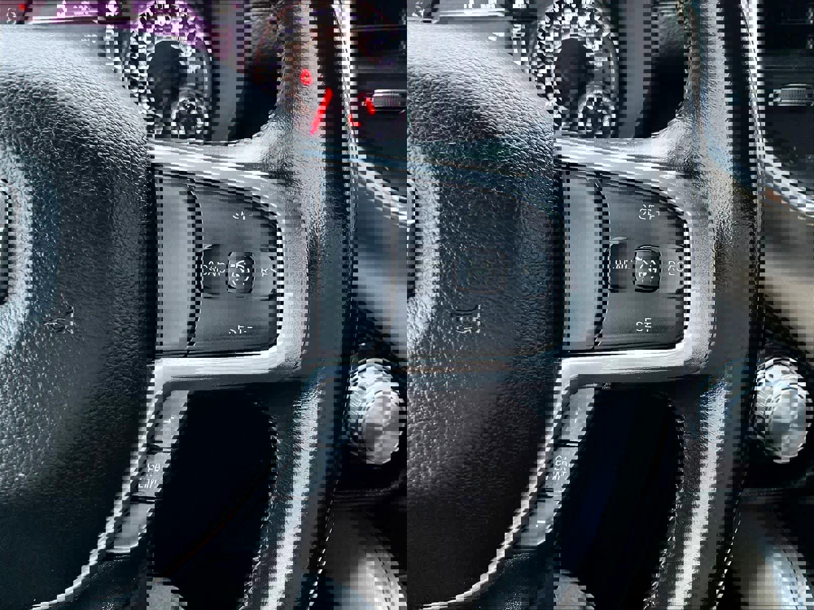 Used 2022 RAM 1500 Laramie image 23