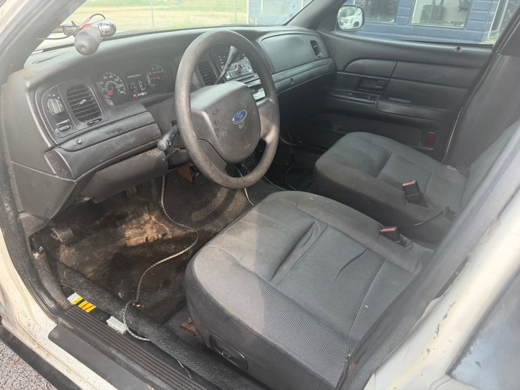 Used 2008 Ford Crown Victoria Police Interceptor RWD image 24