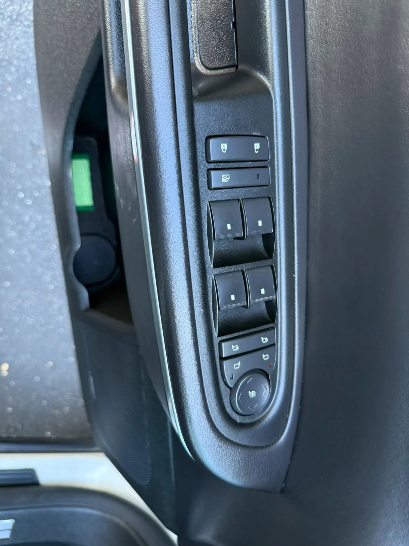 Used 2007 GMC Acadia SLT w/ Trailering Package image 8