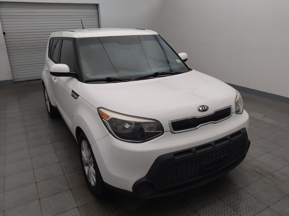 Used 2015 Kia Soul + w/ Audio Package FWD image 14