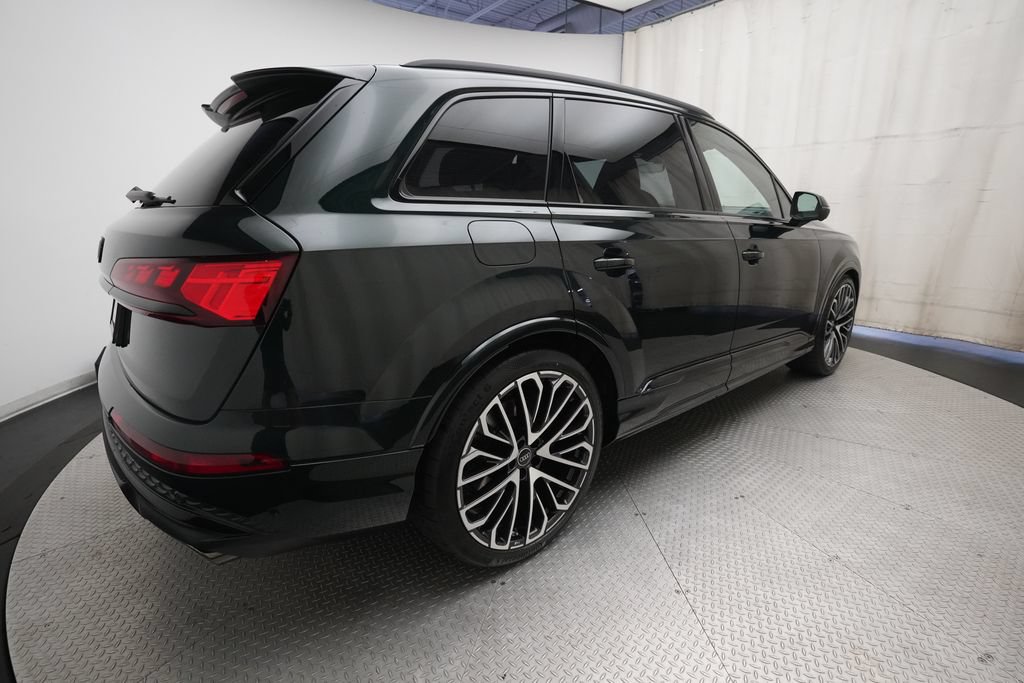 New 2026 Audi SQ7 Prestige AWD/4WD image 37