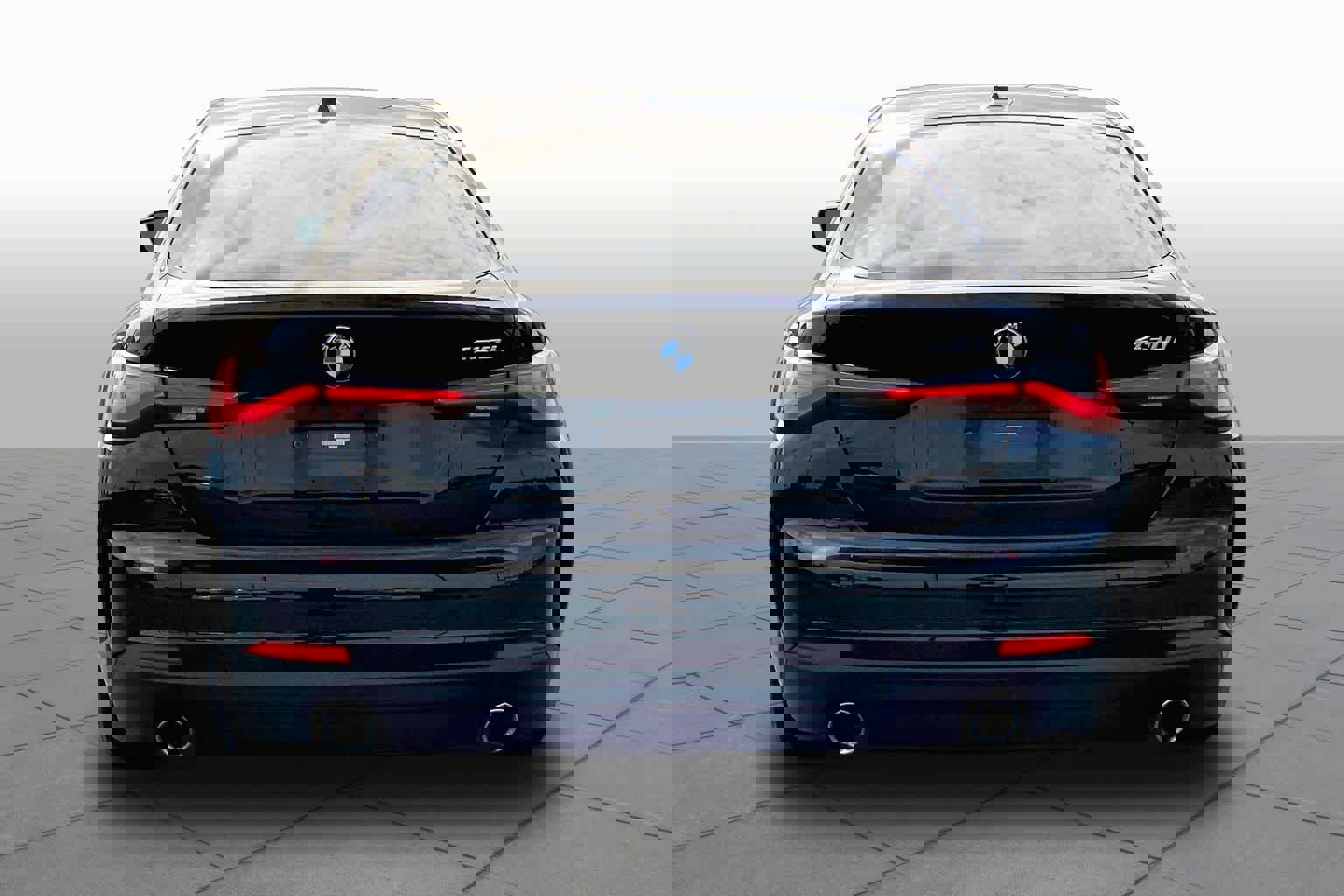 Used 2022 BMW 430i Gran Coupe w/ Premium Package image 5