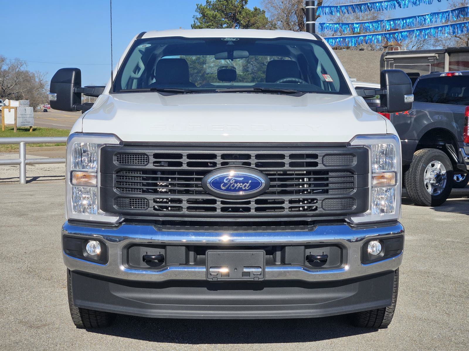 New 2026 Ford F250 XL w/ FX4 Off-Road Package AWD/4WD image 2