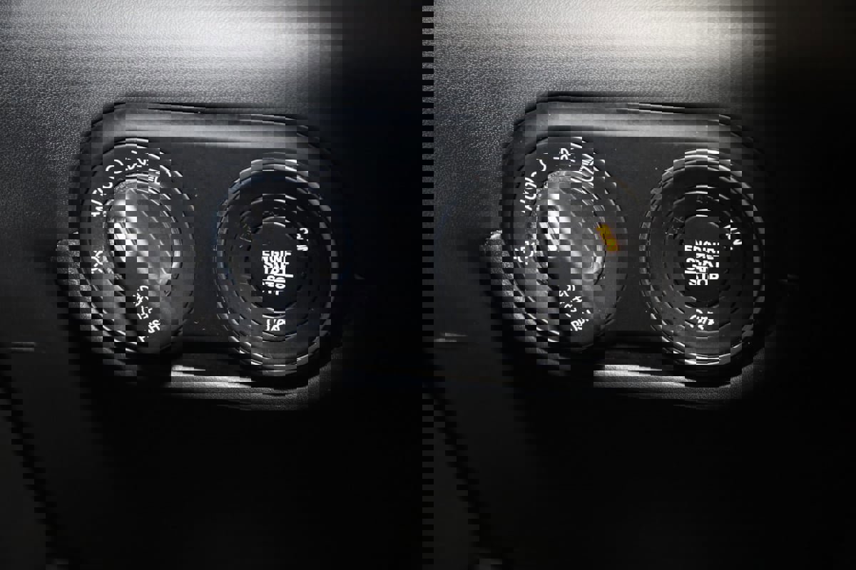 Used 2018 Maserati Levante S GranSport image 34