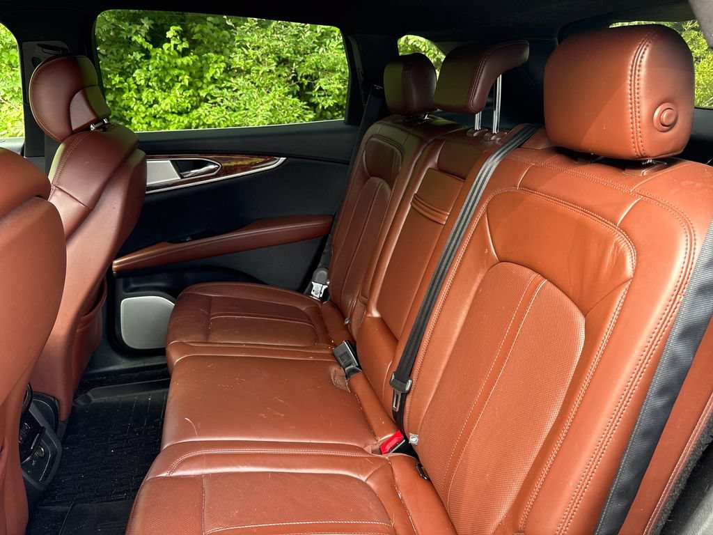 Used 2017 Lincoln MKX Reserve w/ Luxury Package AWD/4WD image 13