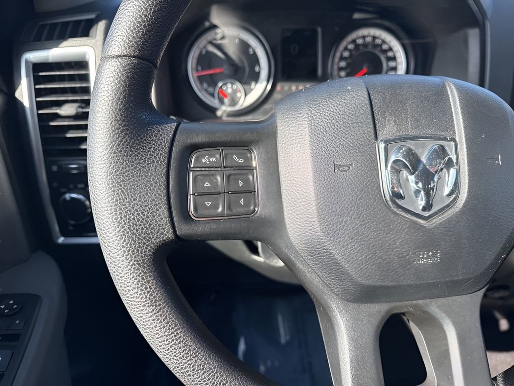 Used 2017 RAM 1500 Classic SLT image 13