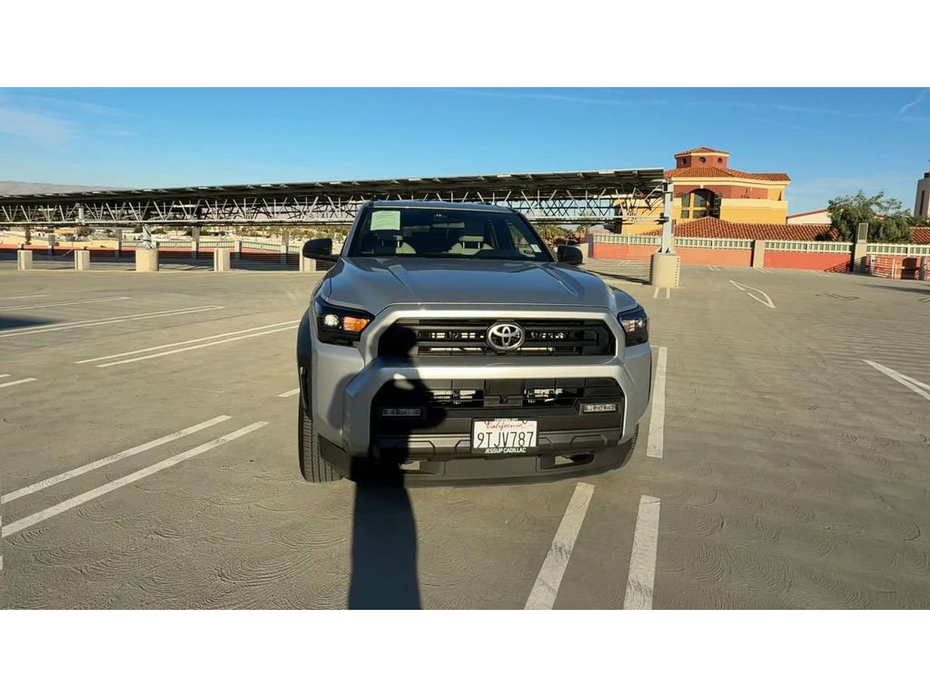 Used 2025 Toyota 4Runner SR5 image 3