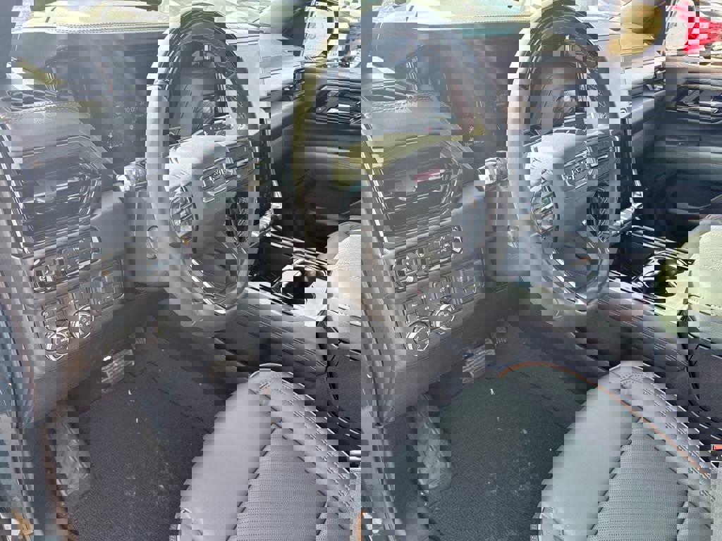 New 2026 GMC Yukon XL AT4 w/ AT4 Premium Plus Package image 18