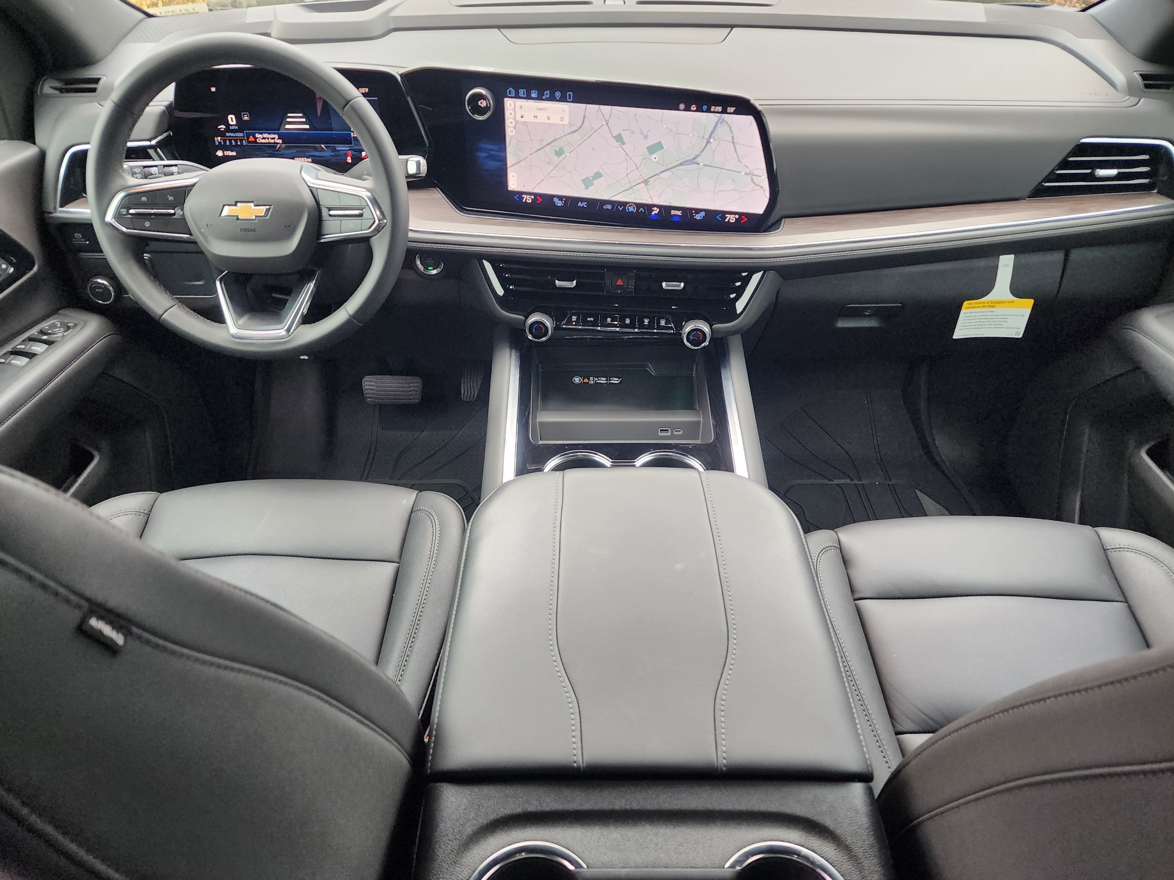 Used 2026 Chevrolet Suburban LT image 19