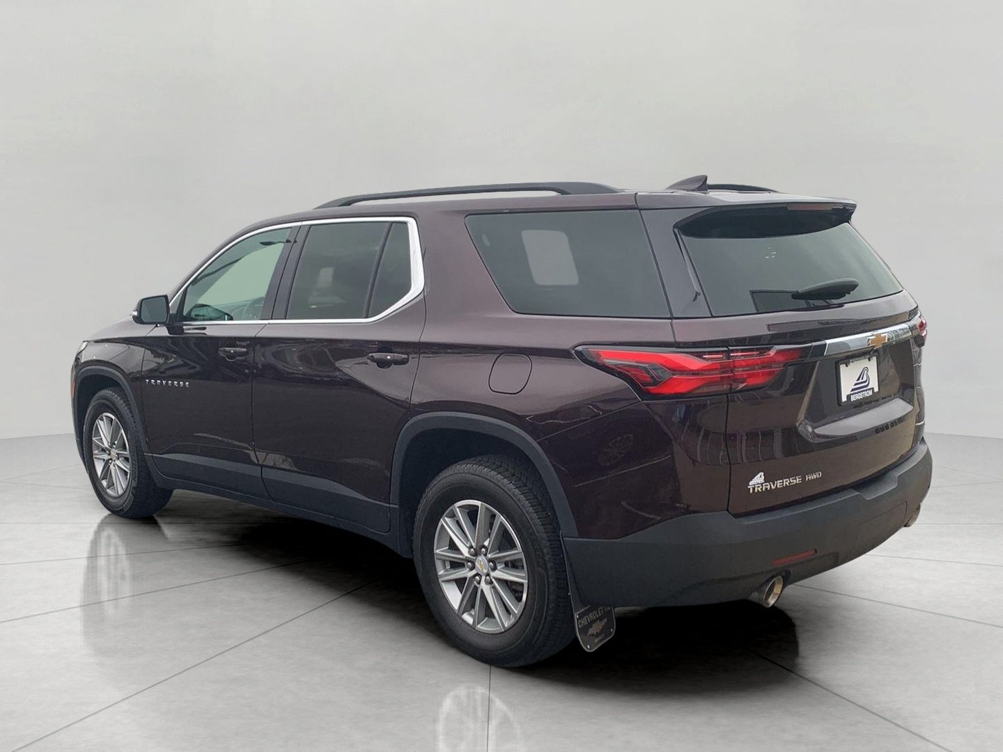 Used 2023 Chevrolet Traverse LT AWD/4WD image 4