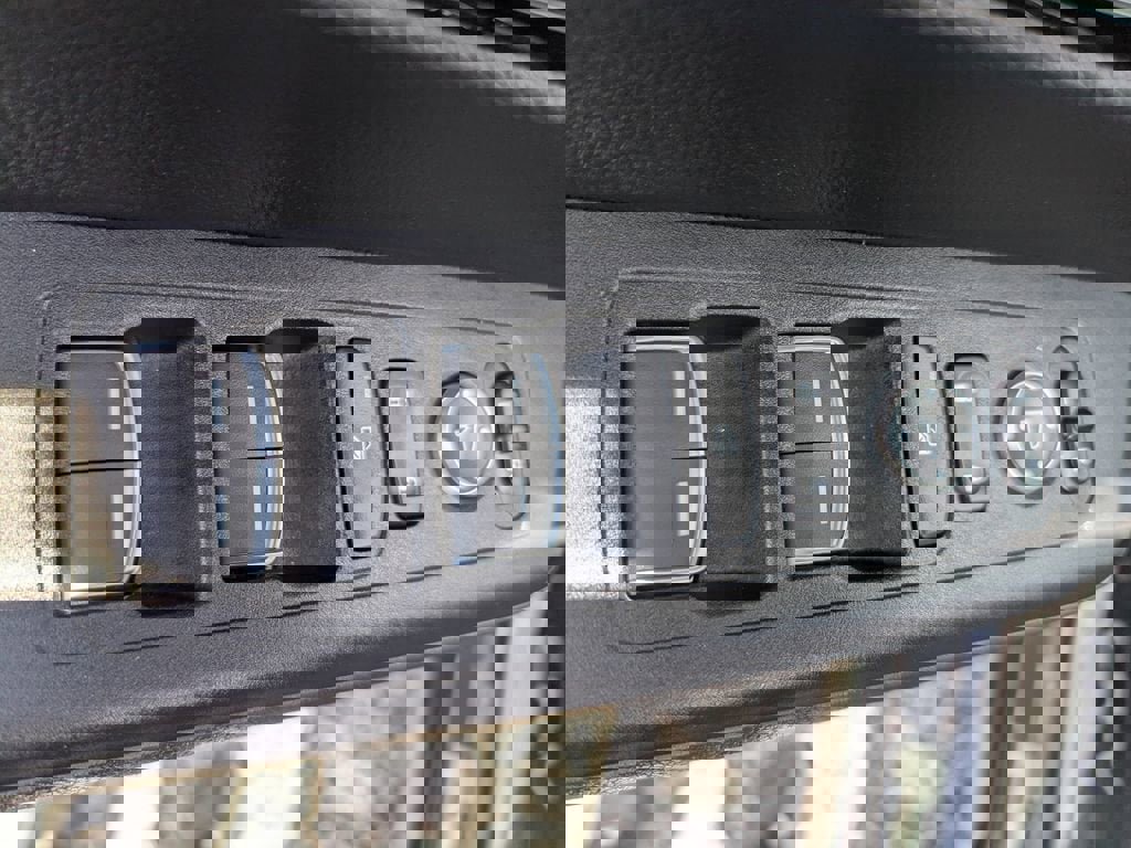 Used 2025 Honda CR-V Sport Touring image 16