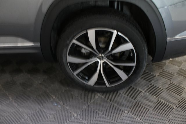 New 2025 Volkswagen Atlas SEL Premium R-Line image 23