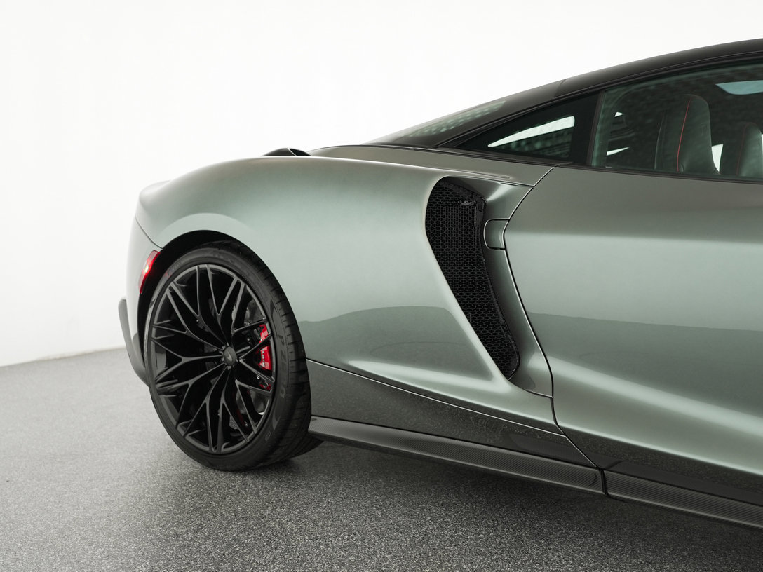 New 2026 McLaren GTS RWD image 38