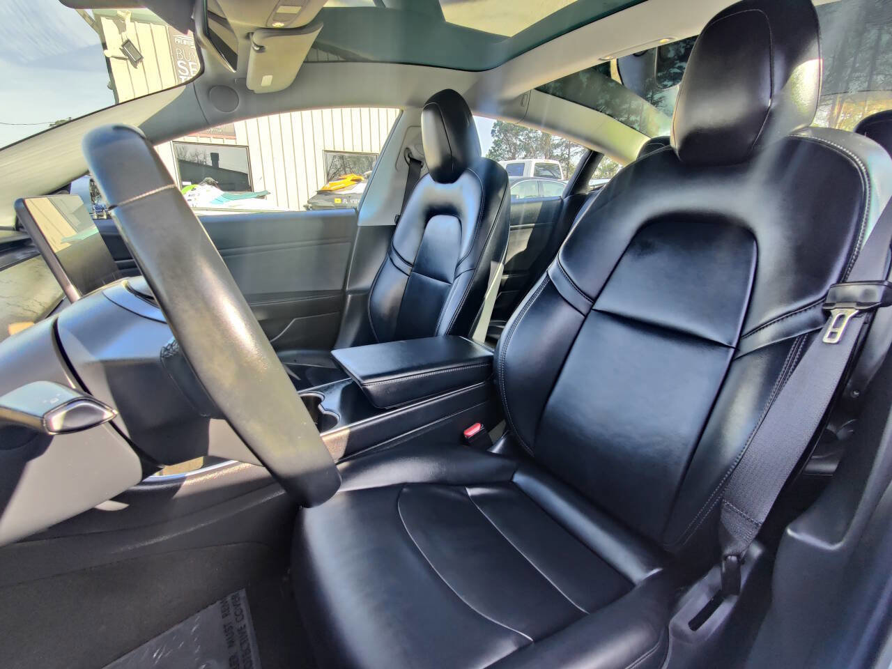 Used 2018 Tesla Model 3 Long Range image 10