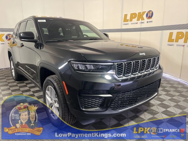 New 2025 Jeep Grand Cherokee Laredo X w/ Luxury Tech Group I