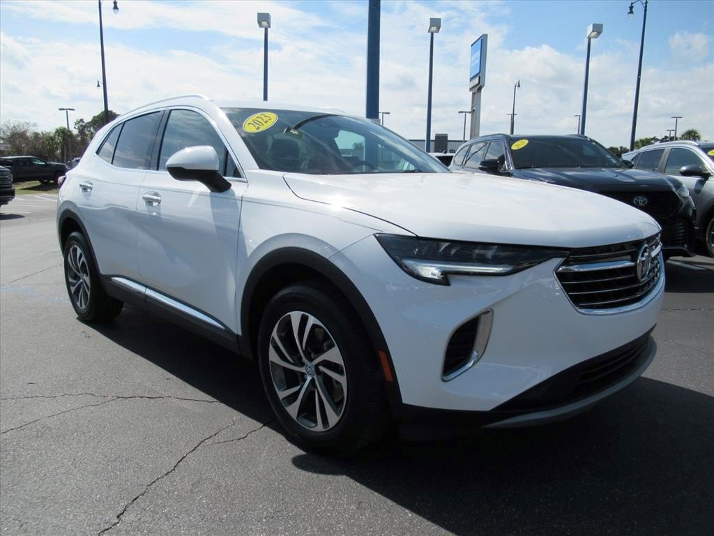 Certified 2023 Buick Envision Essence image 4