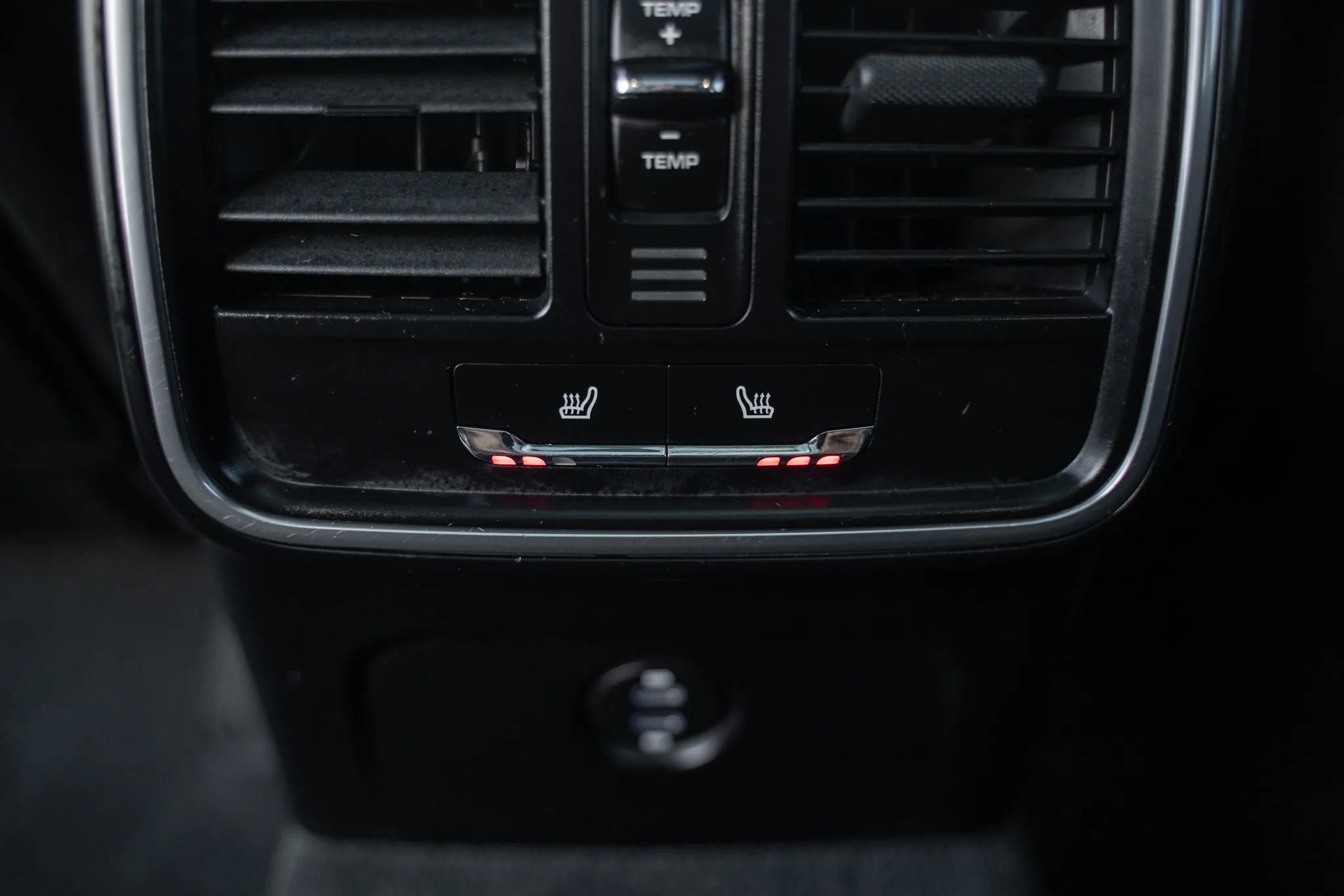 Used 2020 Porsche Macan S image 9