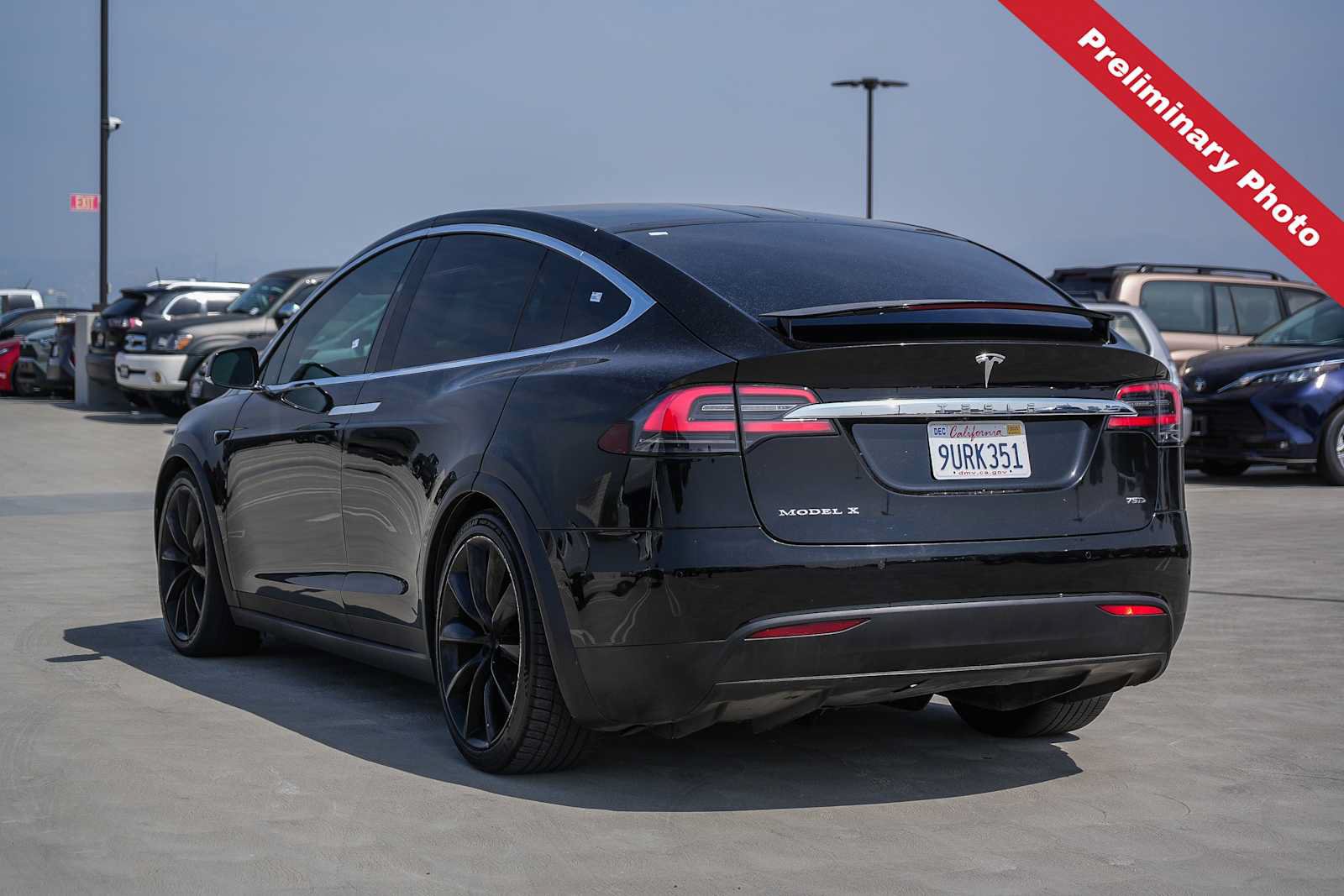 Used 2018 Tesla Model X 75D AWD/4WD image 8