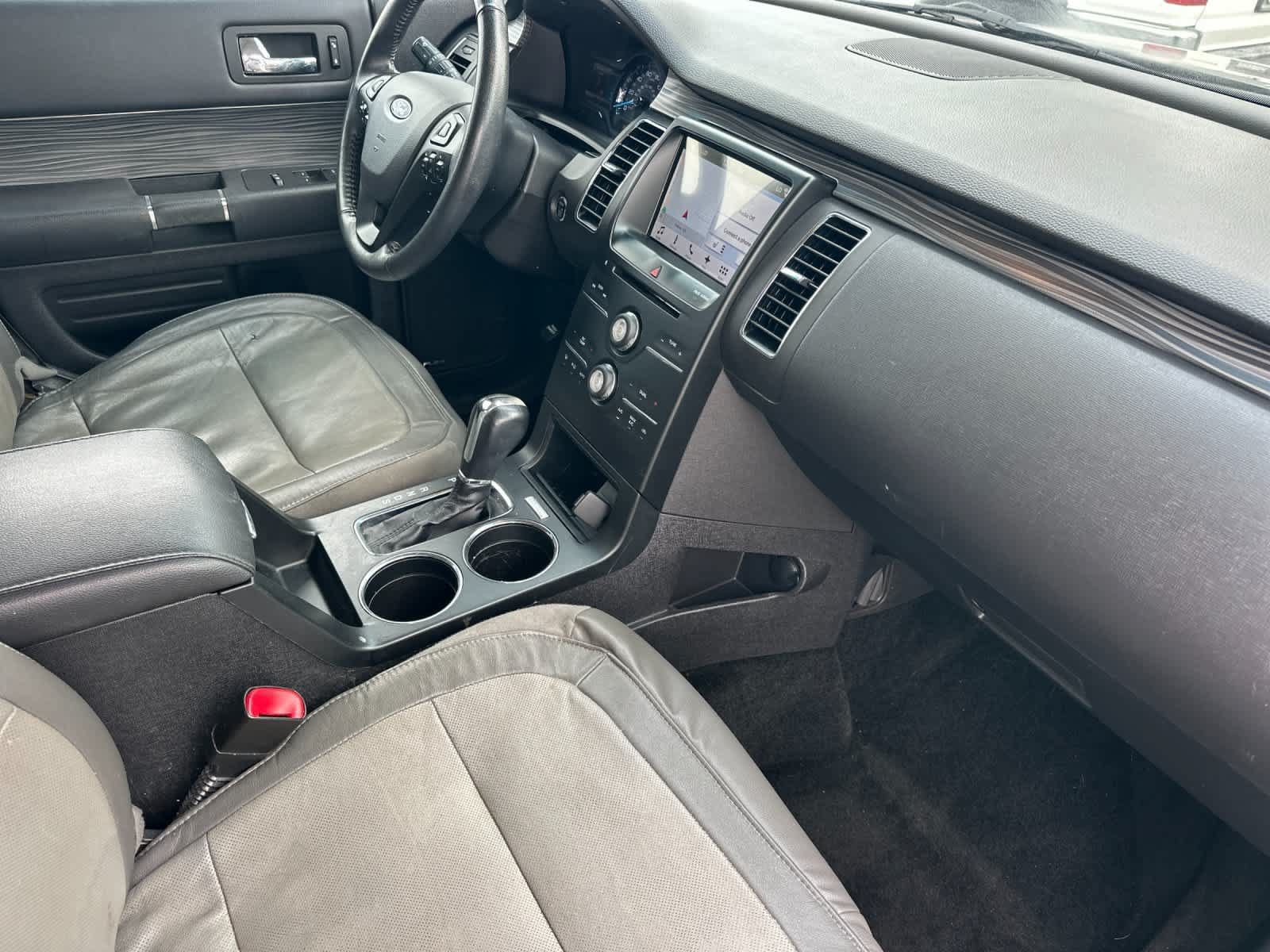 Used 2018 Ford Flex SEL w/ Equipment Group 202A FWD image 18