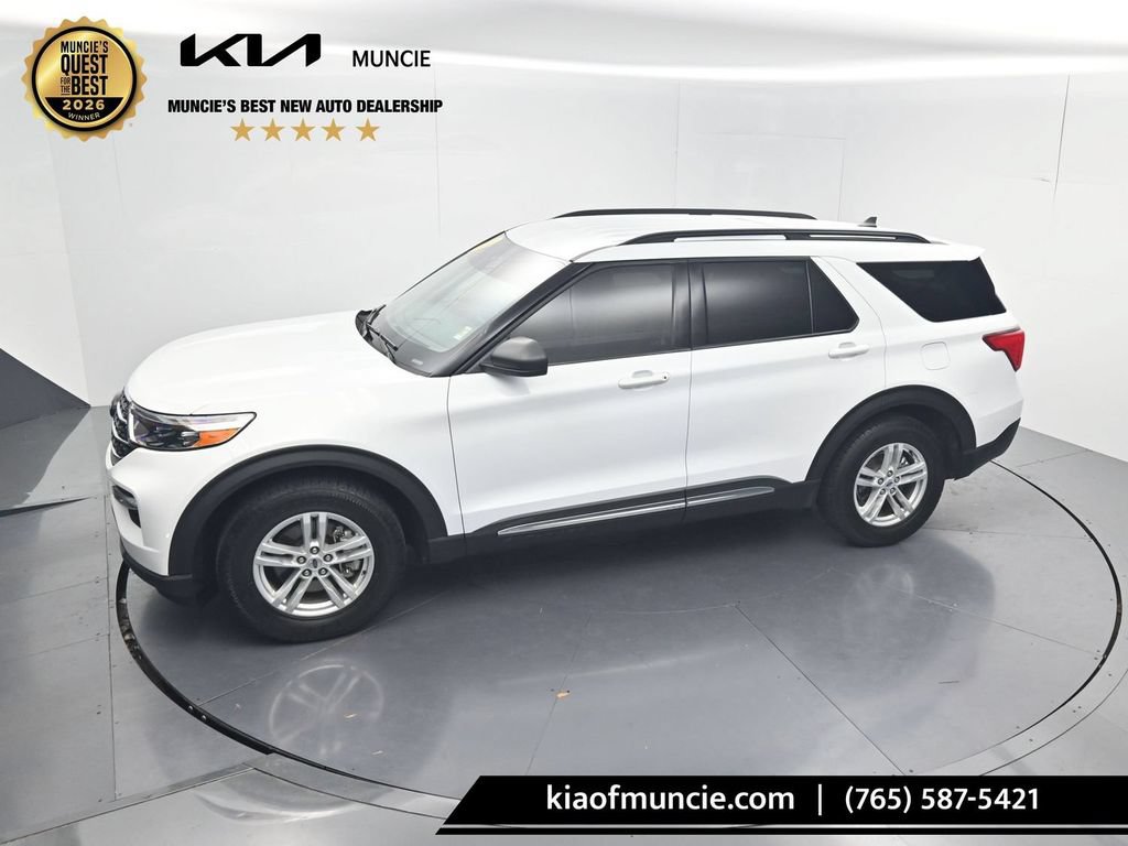 Used 2023 Ford Explorer XLT w/ Equipment Group 202A RWD image 46
